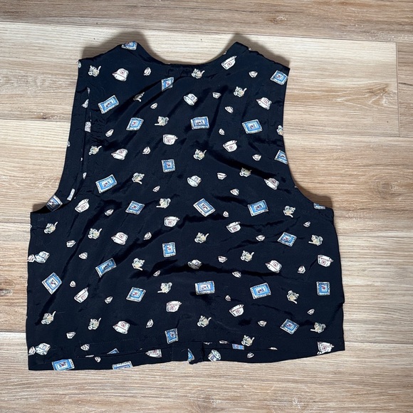 RIKI Vest with Teapot Pattern – Made in USA, Size Medium. - Picture 7 of 7